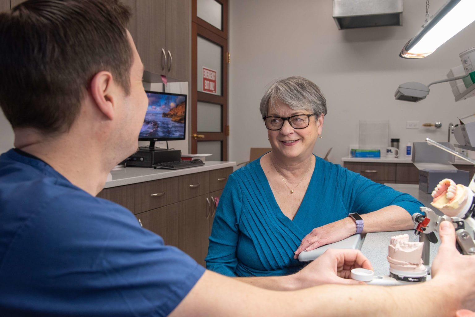 What to Do After a Tooth Extraction